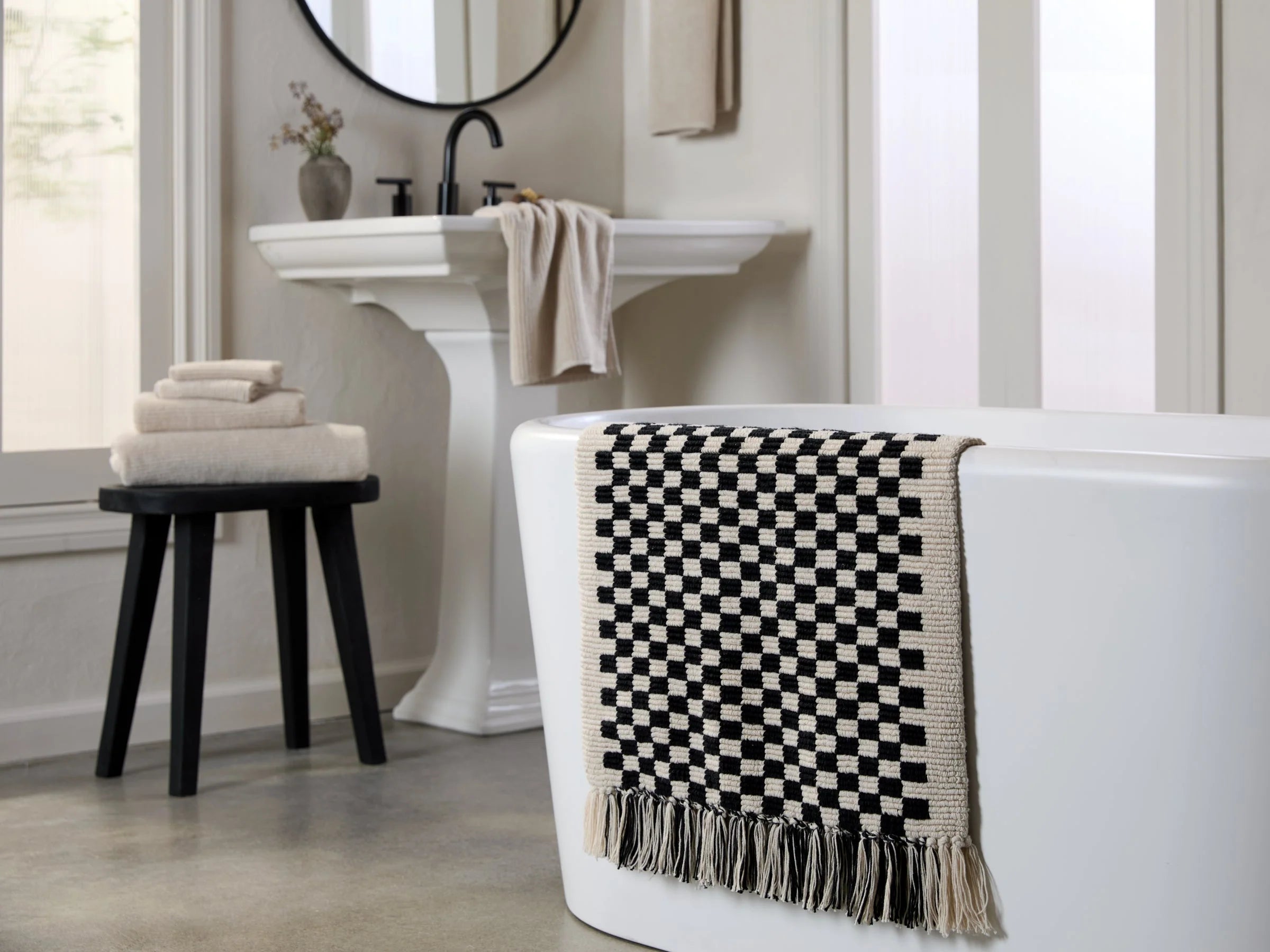 MONARCH™ Organic Checkered Bath Rug